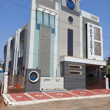 Sr Residency Hotell Tiruchirappalli Exteriör bild